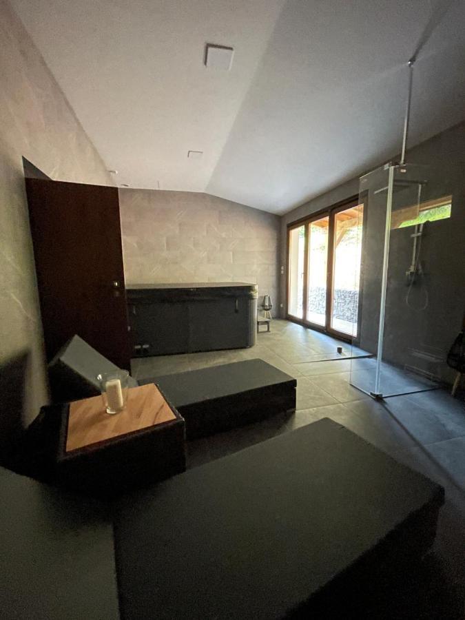 Wellness Pobyt V Pekle Vrchlabí Exterior foto